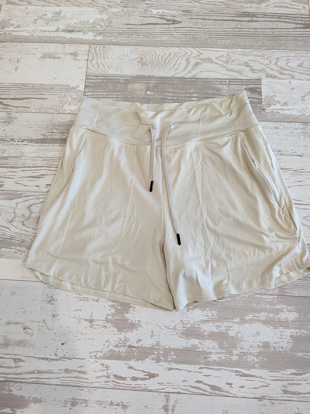 Everyday Drawstring Relaxed Fit Womens Shorts - Cream